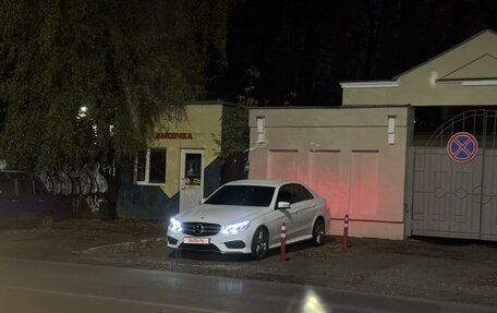 Mercedes-Benz E-Класс, 2015 год, 2 350 000 рублей, 10 фотография