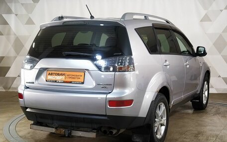 Mitsubishi Outlander III рестайлинг 3, 2007 год, 1 199 000 рублей, 3 фотография