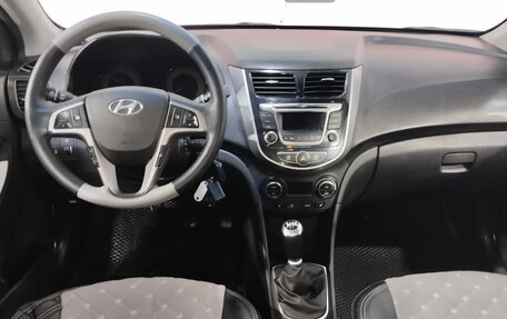 Hyundai Solaris II рестайлинг, 2014 год, 889 000 рублей, 9 фотография