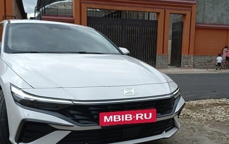 Hyundai Elantra, 2023 год, 2 350 000 рублей, 14 фотография