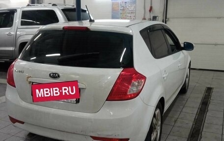 KIA cee'd I рестайлинг, 2012 год, 700 000 рублей, 3 фотография