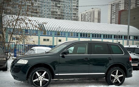 Volkswagen Touareg III, 2004 год, 975 000 рублей, 3 фотография