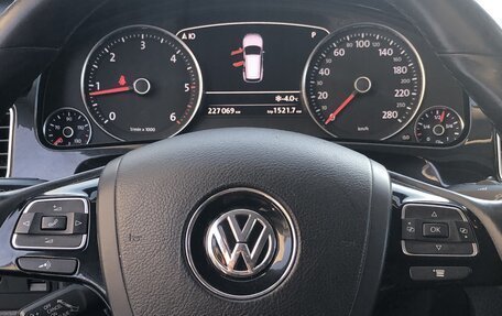 Volkswagen Touareg III, 2010 год, 1 850 000 рублей, 9 фотография