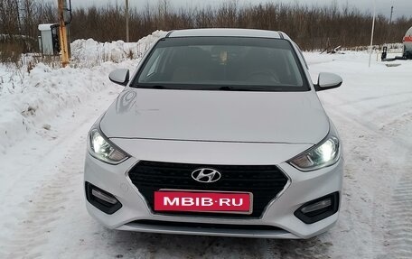 Hyundai Solaris II рестайлинг, 2019 год, 1 500 000 рублей, 1 фотография