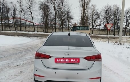 Hyundai Solaris II рестайлинг, 2019 год, 1 500 000 рублей, 9 фотография