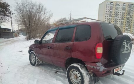 Chevrolet Niva I рестайлинг, 2004 год, 250 000 рублей, 3 фотография