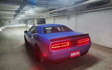 Dodge Challenger III рестайлинг 2, 2018 год, 12 100 000 рублей, 22 фотография