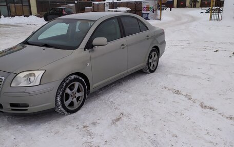 Toyota Avensis III рестайлинг, 2005 год, 500 000 рублей, 2 фотография