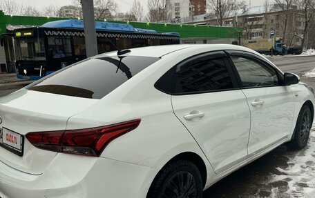 Hyundai Solaris II рестайлинг, 2017 год, 840 000 рублей, 6 фотография