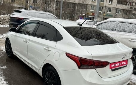 Hyundai Solaris II рестайлинг, 2017 год, 840 000 рублей, 5 фотография