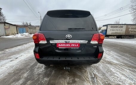 Toyota Land Cruiser 200, 2014 год, 4 000 000 рублей, 2 фотография