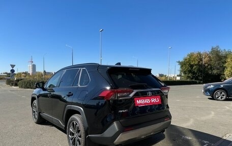 Toyota RAV4, 2024 год, 5 999 000 рублей, 6 фотография