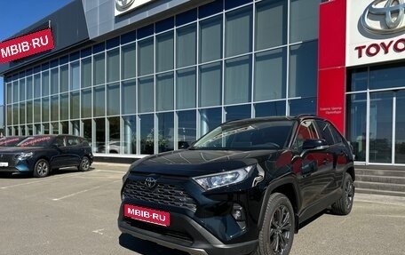 Toyota RAV4, 2024 год, 5 999 000 рублей, 15 фотография