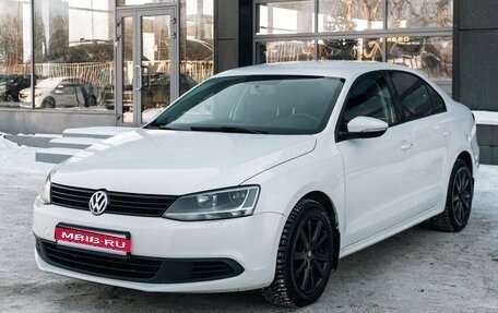 Volkswagen Jetta VI, 2013 год, 1 050 000 рублей, 1 фотография