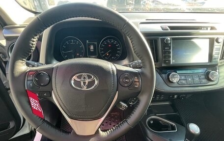 Toyota RAV4, 2017 год, 14 фотография