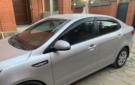 KIA Rio III рестайлинг, 2014 год, 989 000 рублей, 6 фотография