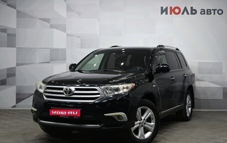 Toyota Highlander III, 2011 год, 2 330 000 рублей, 1 фотография