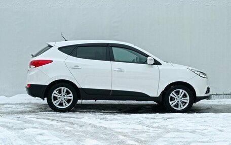 Hyundai ix35 I рестайлинг, 2013 год, 1 570 000 рублей, 4 фотография