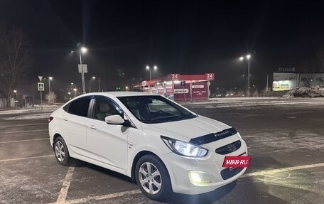 Hyundai Solaris II рестайлинг, 2012 год, 1 250 000 рублей, 2 фотография