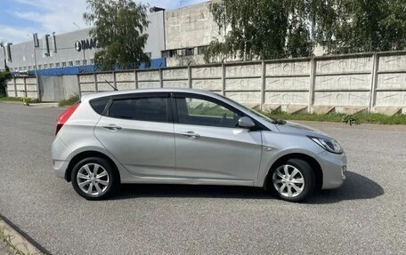 Hyundai Solaris II рестайлинг, 2012 год, 860 000 рублей, 3 фотография