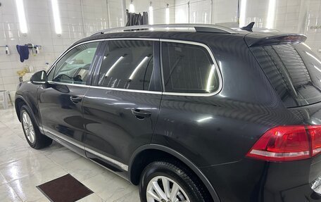 Volkswagen Touareg III, 2011 год, 2 150 000 рублей, 3 фотография