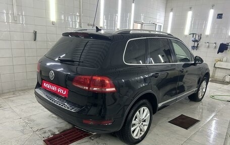 Volkswagen Touareg III, 2011 год, 2 150 000 рублей, 4 фотография