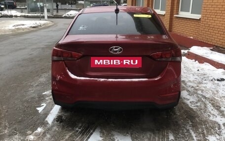 Hyundai Solaris II рестайлинг, 2017 год, 850 000 рублей, 4 фотография