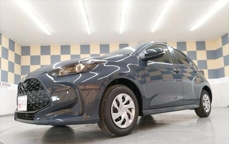 Toyota Yaris, 2024 год, 1 460 000 рублей, 4 фотография