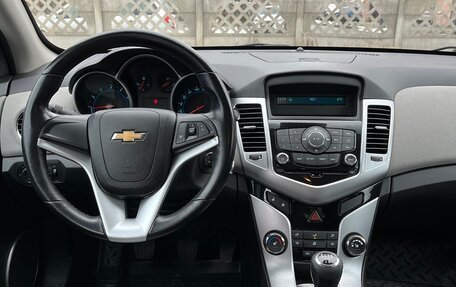 Chevrolet Cruze II, 2012 год, 999 000 рублей, 8 фотография