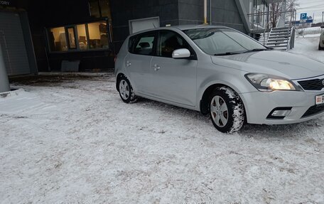 KIA cee'd I рестайлинг, 2011 год, 878 000 рублей, 2 фотография