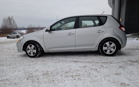 KIA cee'd I рестайлинг, 2011 год, 878 000 рублей, 3 фотография