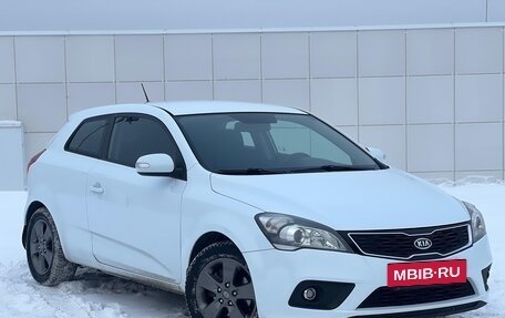 KIA cee'd I рестайлинг, 2011 год, 777 000 рублей, 2 фотография