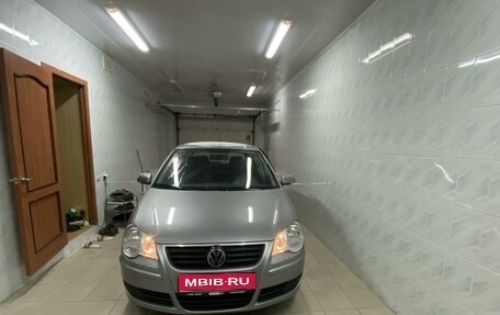 Volkswagen Polo IV рестайлинг, 2008 год, 900 000 рублей, 1 фотография