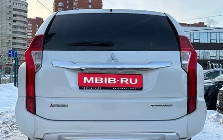 Mitsubishi Pajero Sport III рестайлинг, 2018 год, 2 879 000 рублей, 6 фотография