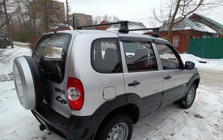 Chevrolet Niva I рестайлинг, 2013 год, 735 000 рублей, 13 фотография