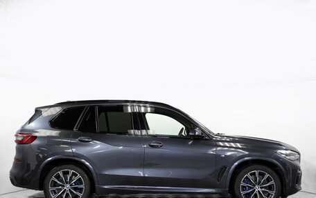 BMW X5, 2019 год, 5 995 000 рублей, 4 фотография