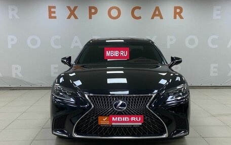 Lexus LS IV, 2018 год, 7 600 000 рублей, 2 фотография