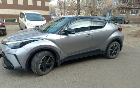 Toyota C-HR I рестайлинг, 2021 год, 2 990 000 рублей, 5 фотография