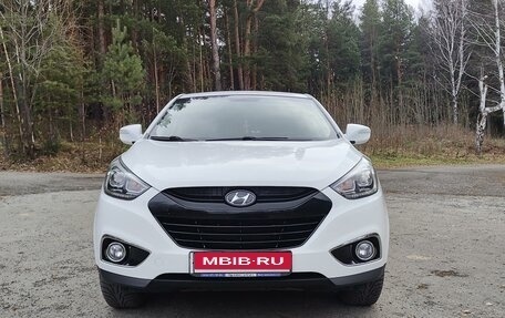 Hyundai ix35 I рестайлинг, 2015 год, 1 900 000 рублей, 15 фотография