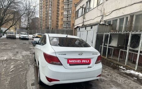 Hyundai Solaris II рестайлинг, 2015 год, 635 000 рублей, 5 фотография