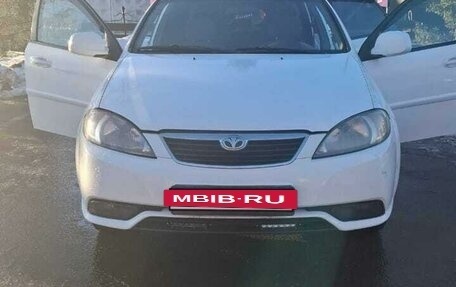 Daewoo Gentra II, 2014 год, 650 000 рублей, 10 фотография