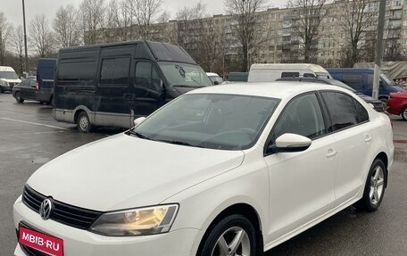 Volkswagen Jetta VI, 2014 год, 900 000 рублей, 1 фотография