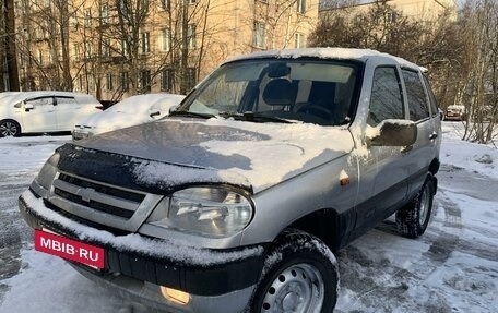 Chevrolet Niva I рестайлинг, 2003 год, 289 000 рублей, 2 фотография