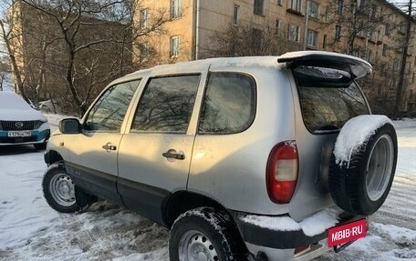 Chevrolet Niva I рестайлинг, 2003 год, 289 000 рублей, 3 фотография