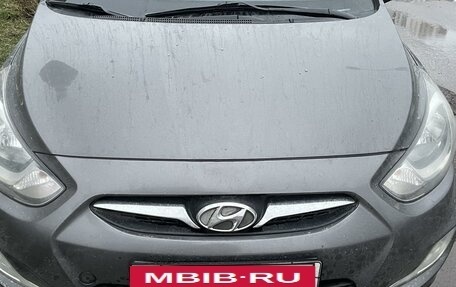 Hyundai Solaris II рестайлинг, 2014 год, 990 000 рублей, 3 фотография