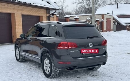 Volkswagen Touareg III, 2011 год, 2 490 000 рублей, 9 фотография