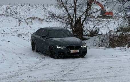 BMW 3 серия, 2018 год, 2 750 000 рублей, 2 фотография