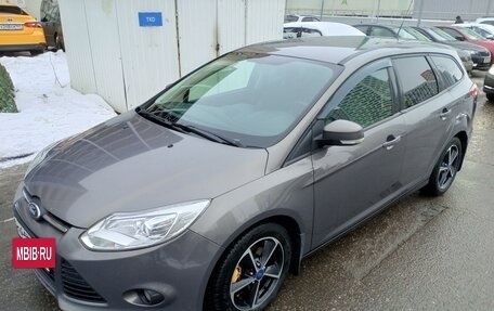 Ford Focus III, 2013 год, 950 000 рублей, 2 фотография