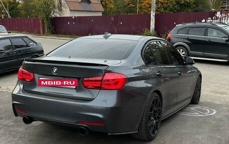 BMW 3 серия, 2018 год, 2 750 000 рублей, 15 фотография