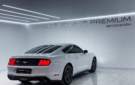 Ford Mustang VI рестайлинг, 2019 год, 3 100 000 рублей, 8 фотография